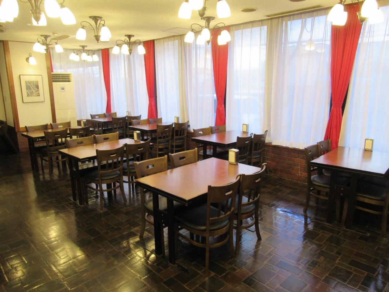 Hotel Tomakomai Green Hills Exterior foto
